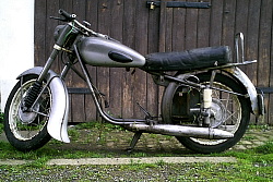 Abb. MZ 350 - 1958er (ETL) - Seitenansicht - Klick mich gro !